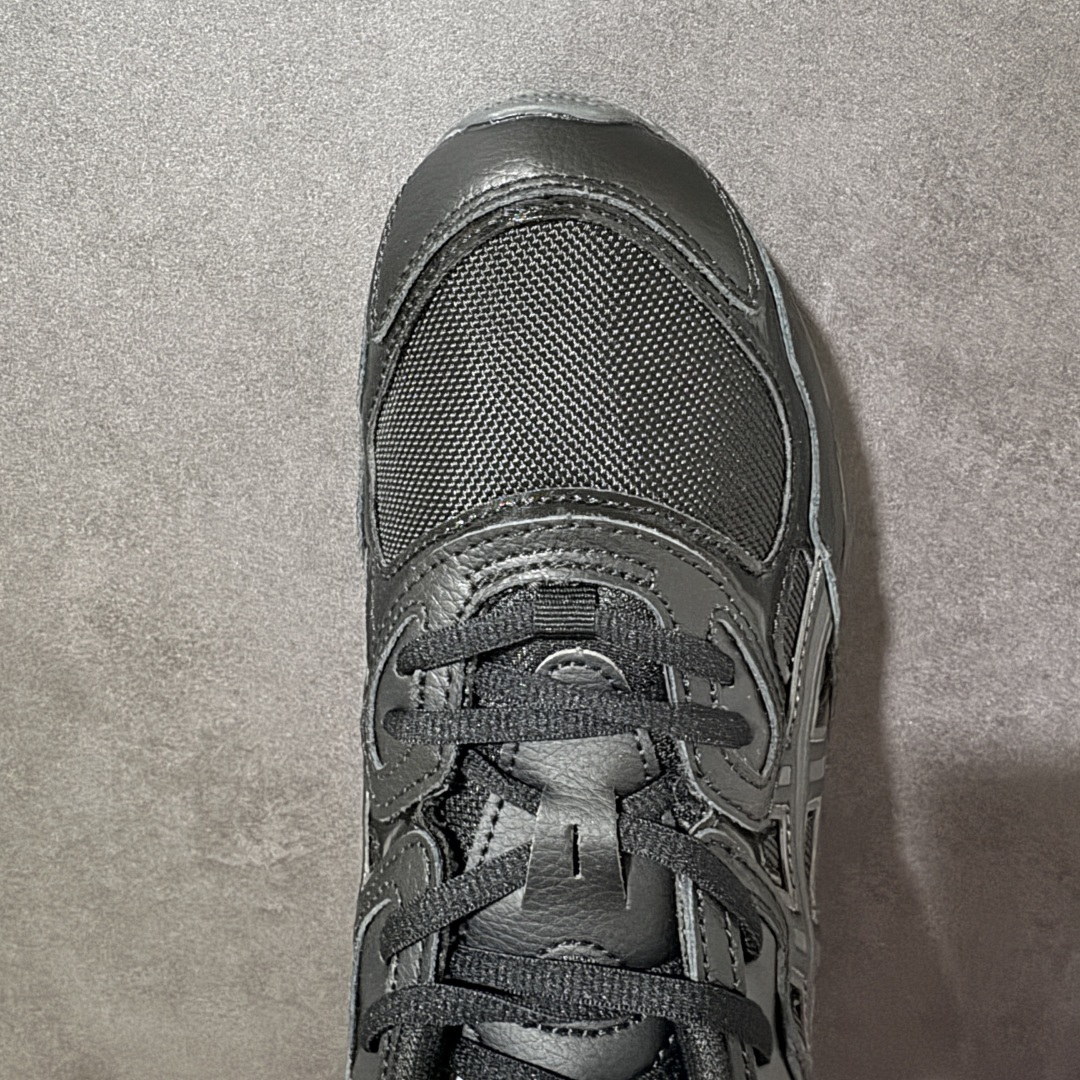 ASICS GEL-NYC 亚瑟士 透气网眼鞋面 配合部分合成革材质 采用全新AHAR+橡胶材质 更加耐磨 货号:120 ASICS GEL-NYC 亚瑟士 透气网眼鞋面 配合部分合成革材质 采用全新AHAR+橡胶材质 更加耐磨 货号:120