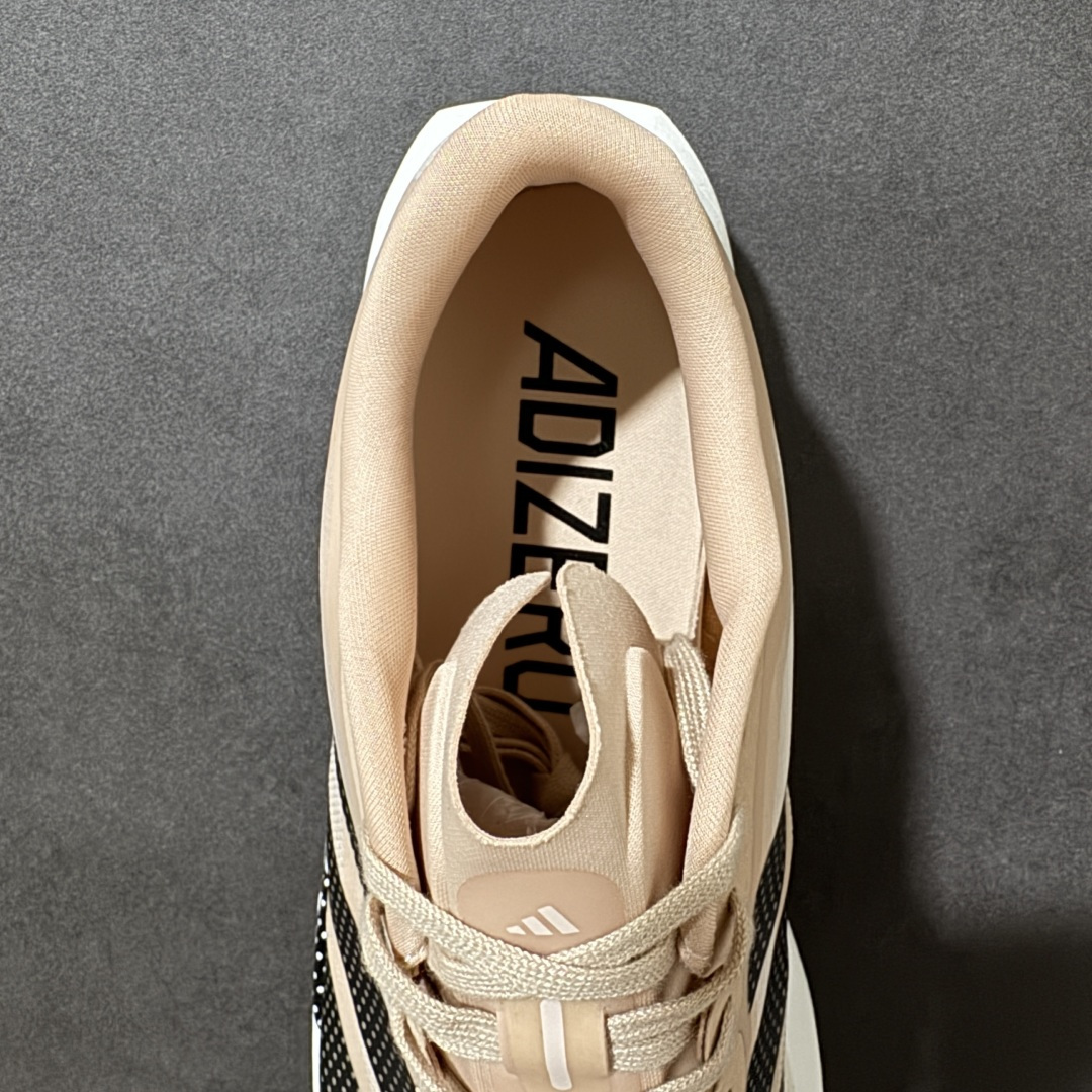 AD ADIZERO EVO SL 2 阿迪超轻透气缓震跑鞋 以令人难以置信的138克重量，刷新了跑鞋轻量化的记录，阿迪