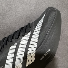 AD ADIZERO EVO SL 2 阿迪超轻透气缓震跑鞋 以令人难以置信的138克重量,刷新了跑鞋轻量化的记录,阿迪 AD ADIZERO EVO SL 2 阿迪超轻透气缓震跑鞋 以令人难以置信的138克重量,刷新了跑鞋轻量化的记录,阿迪