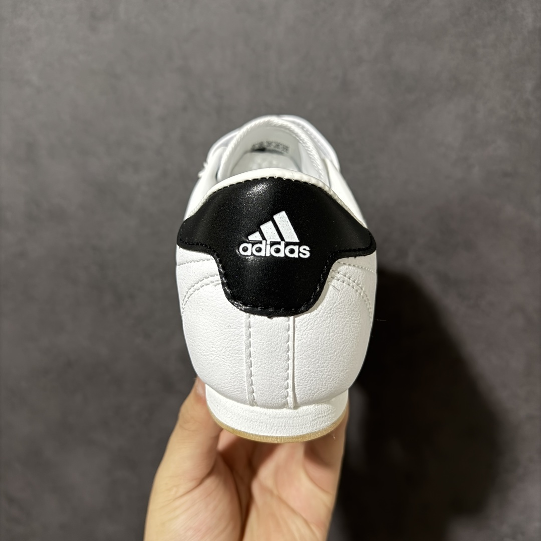 阿迪达斯 ADIDAS ORIGINALS TAEKWONDO 时尚百搭 防滑 低帮 训练鞋 男女款 银黑色德训鞋 潮运 阿迪达斯 ADIDAS ORIGINALS TAEKWONDO 时尚百搭 防滑 低帮 训练鞋 男女款 银黑色德训鞋 潮运
