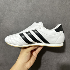 阿迪达斯 ADIDAS ORIGINALS TAEKWONDO 时尚百搭 防滑 低帮 训练鞋 男女款 银黑色德训鞋 潮运 阿迪达斯 ADIDAS ORIGINALS TAEKWONDO 时尚百搭 防滑 低帮 训练鞋 男女款 银黑色德训鞋 潮运