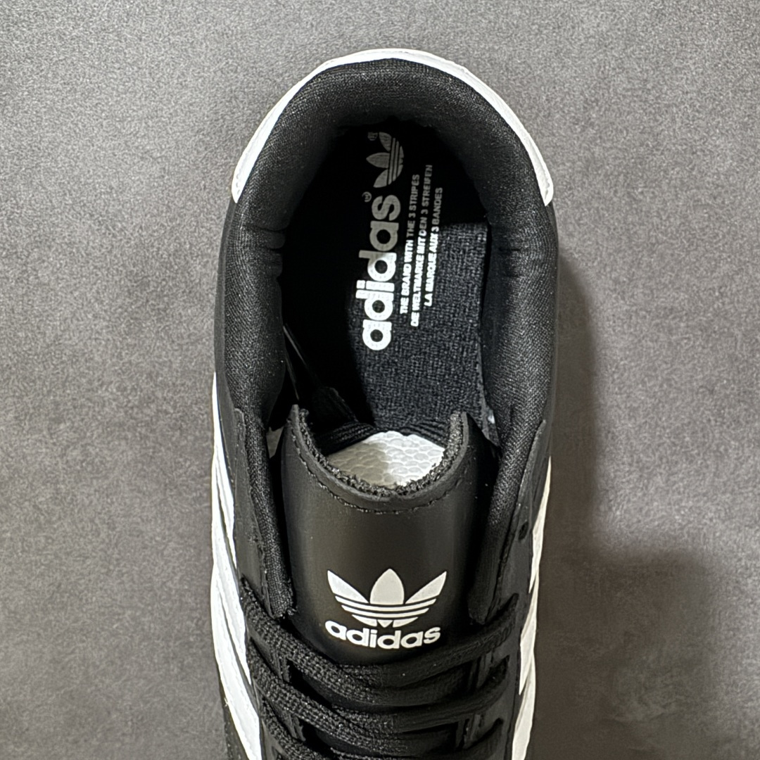 阿迪达斯 ADIDAS ORIGINALS TAEKWONDO 时尚百搭 防滑 低帮 训练鞋 男女款 银黑色德训鞋 潮运 阿迪达斯 ADIDAS ORIGINALS TAEKWONDO 时尚百搭 防滑 低帮 训练鞋 男女款 银黑色德训鞋 潮运