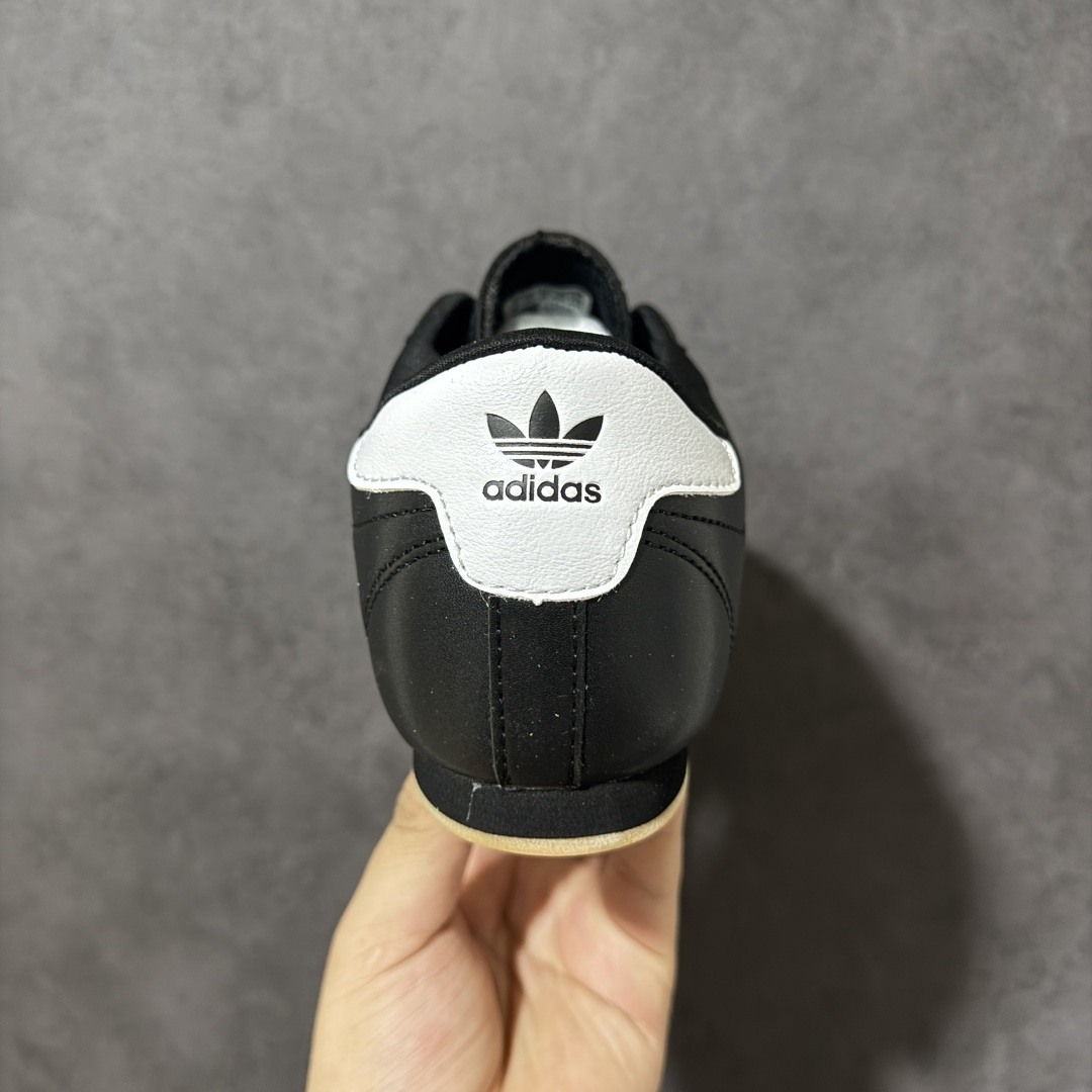 阿迪达斯 ADIDAS ORIGINALS TAEKWONDO 时尚百搭 防滑 低帮 训练鞋 男女款 银黑色德训鞋 潮运 阿迪达斯 ADIDAS ORIGINALS TAEKWONDO 时尚百搭 防滑 低帮 训练鞋 男女款 银黑色德训鞋 潮运