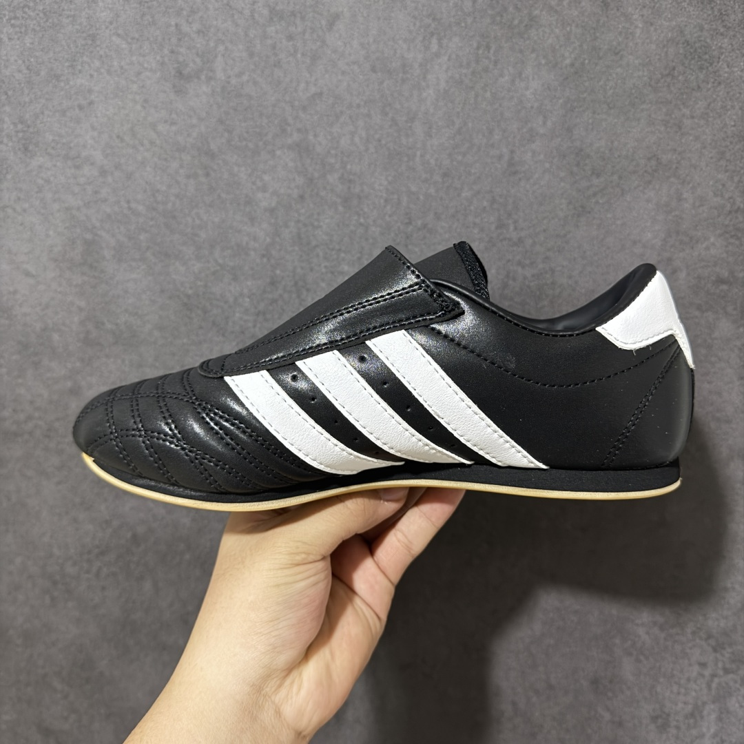 阿迪达斯 ADIDAS ORIGINALS TAEKWONDO 时尚百搭 防滑 低帮 训练鞋 男女款 银黑色德训鞋 潮运 阿迪达斯 ADIDAS ORIGINALS TAEKWONDO 时尚百搭 防滑 低帮 训练鞋 男女款 银黑色德训鞋 潮运