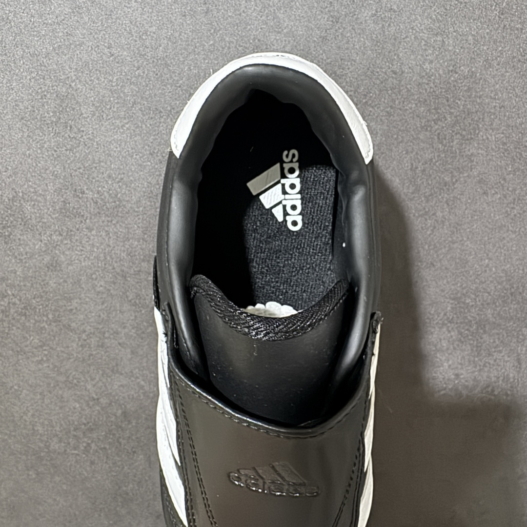 阿迪达斯 ADIDAS ORIGINALS TAEKWONDO 时尚百搭 防滑 低帮 训练鞋 男女款 银黑色德训鞋 潮运 阿迪达斯 ADIDAS ORIGINALS TAEKWONDO 时尚百搭 防滑 低帮 训练鞋 男女款 银黑色德训鞋 潮运
