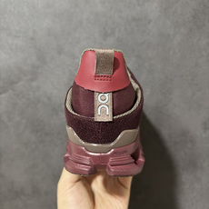 On昂跑 Cloud X 4 户外街头机能风跑步鞋 Cloud Hi Edge户外机能融合街头潮流 越界开启全新都市探索 On昂跑 Cloud X 4 户外街头机能风跑步鞋 Cloud Hi Edge户外机能融合街头潮流 越界开启全新都市探索