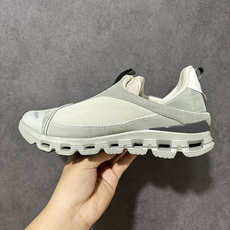 On昂跑 Cloud X 4 户外街头机能风跑步鞋 Cloud Hi Edge户外机能融合街头潮流 越界开启全新都市探索 On昂跑 Cloud X 4 户外街头机能风跑步鞋 Cloud Hi Edge户外机能融合街头潮流 越界开启全新都市探索