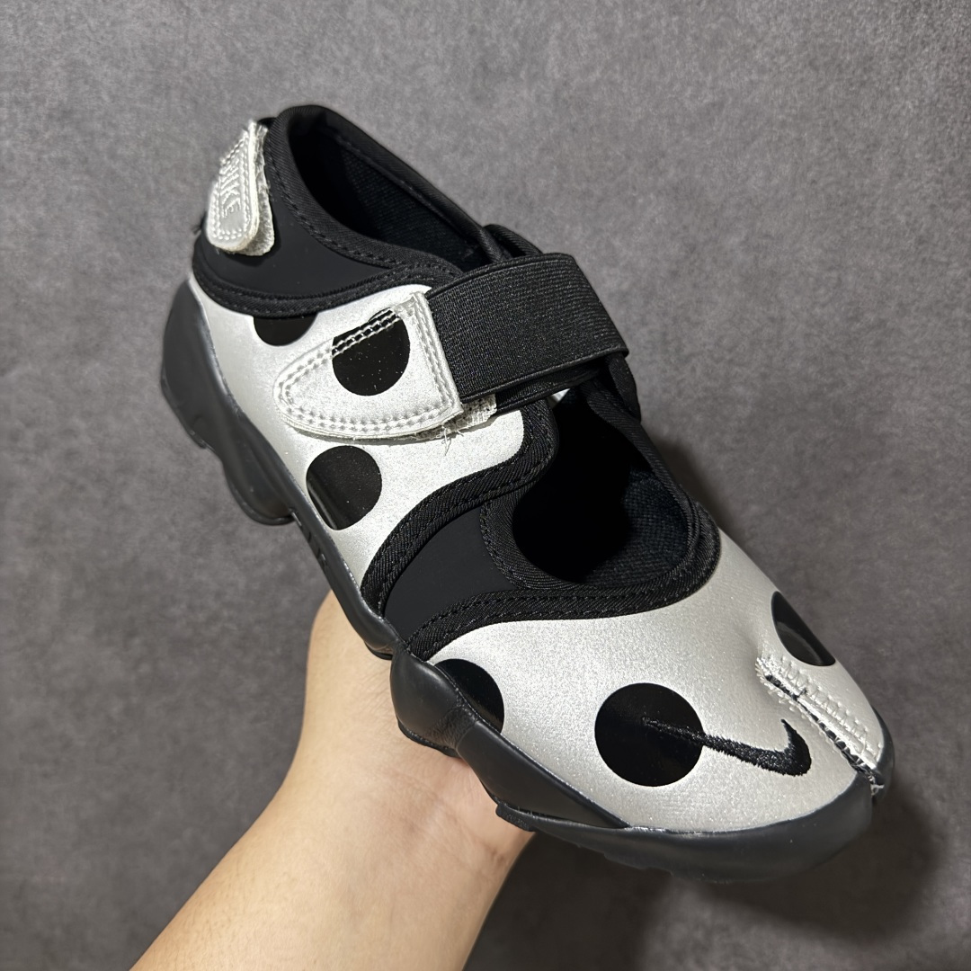 Nike Air Rift 阿迪系列生活休闲鞋 #将芭蕾平底鞋的优雅与独特的分趾设计相结合,并配备 Nike Air 缓 Nike Air Rift 阿迪系列生活休闲鞋 #将芭蕾平底鞋的优雅与独特的分趾设计相结合,并配备 Nike Air 缓