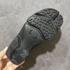 Nike Air Rift 阿迪系列生活休闲鞋 #将芭蕾平底鞋的优雅与独特的分趾设计相结合,并配备 Nike Air 缓 Nike Air Rift 阿迪系列生活休闲鞋 #将芭蕾平底鞋的优雅与独特的分趾设计相结合,并配备 Nike Air 缓