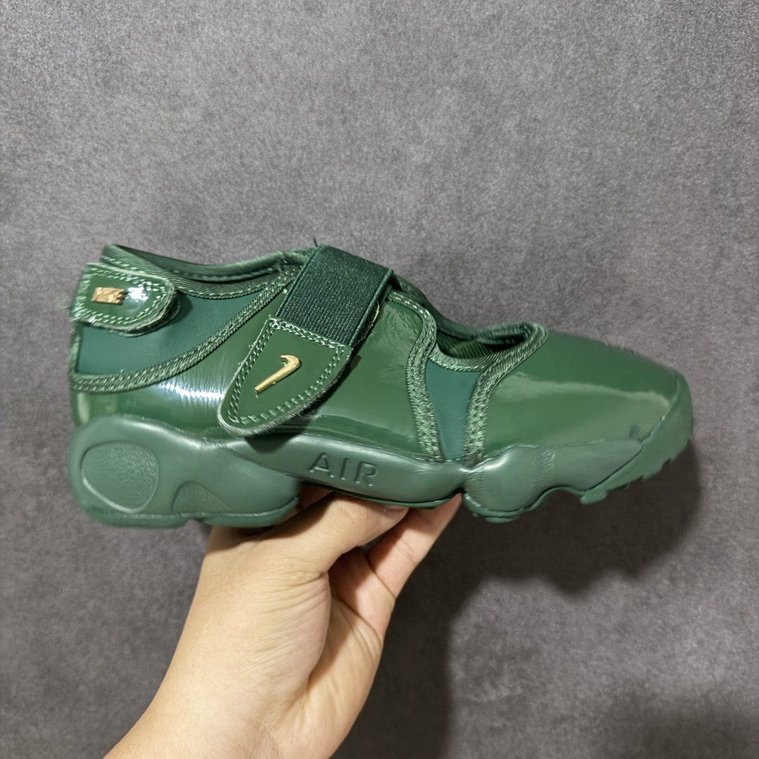Nike Air Rift 阿迪系列生活休闲鞋 #将芭蕾平底鞋的优雅与独特的分趾设计相结合,并配备 Nike Air 缓 Nike Air Rift 阿迪系列生活休闲鞋 #将芭蕾平底鞋的优雅与独特的分趾设计相结合,并配备 Nike Air 缓