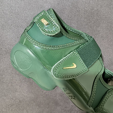 Nike Air Rift 阿迪系列生活休闲鞋 #将芭蕾平底鞋的优雅与独特的分趾设计相结合,并配备 Nike Air 缓 Nike Air Rift 阿迪系列生活休闲鞋 #将芭蕾平底鞋的优雅与独特的分趾设计相结合,并配备 Nike Air 缓