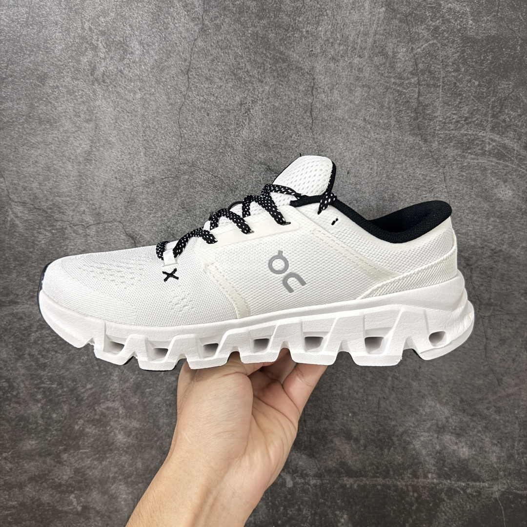 On Cloud X 5昂跑 舒适柔软 休闲 跑步鞋 On昂跑Cloud X5适合日常休闲穿着，云状结构提供柔软的缓震脚