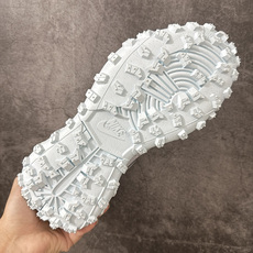Nike Air Jordan 1 Element Gore-Tex 耐克 经典耐用 低帮跑步鞋 将现代匠心工艺与精致的 Nike Air Jordan 1 Element Gore-Tex 耐克 经典耐用 低帮跑步鞋 将现代匠心工艺与精致的