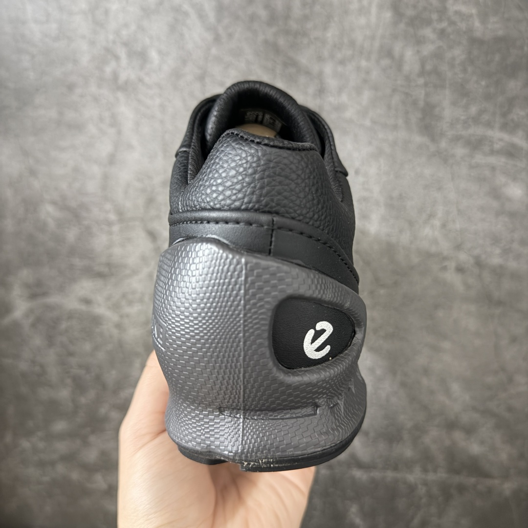 Eccoo爱步 Biom C Trail 时尚简约牛皮减震耐磨低帮休闲跑步鞋 ECCO以三大核心特征为依托：北欧设计风格