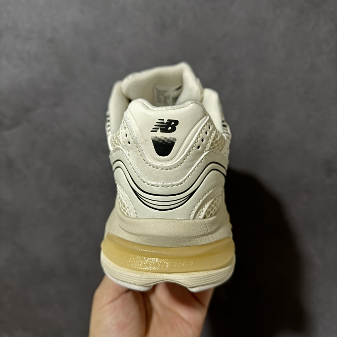 图片[4]-【公司级】New Balance NB2010 新百伦经典复古休闲运动跑鞋 以ENCAP中底配以升级版 N-ERGY缓震物料 鞋面则采用特色的柔软麂皮搭 以NewBalance经典的尼龙网布 低调中还原跑鞋本真 更年轻化的设计理念与材质 让新世代青年得以用全新视角体验经典鞋款的传奇魅力 货号：U20103SH 尺码：36 37 37.5 38 38.5 39.5 40 40.5 41.5 42 42.5 43 44 45 46-选品中心