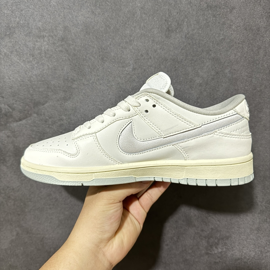 图片[2]-【公司级】Nike SB Dunk Low 低帮休闲板鞋 独家版型蒸餾加工帶來的是更好的视觉和脚感体验大厂纯原品质出货 清洁度 电绣工艺 皮料切割干净无任何毛边 细节完美 货号：IM4411-100 尺码：36-45带半码-选品中心