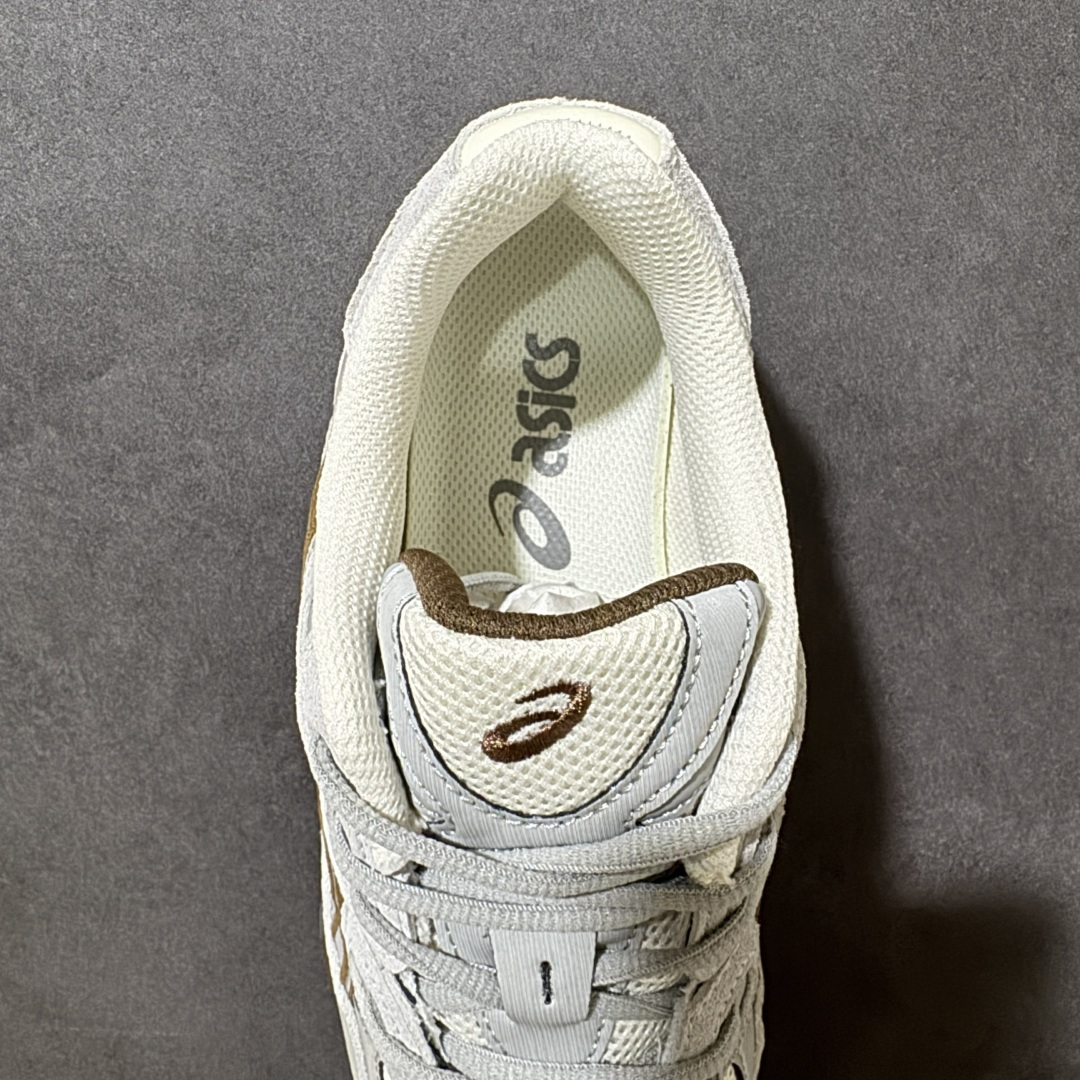 图片[6]-【公司级】Asics Gel-NYC G亚瑟士运动休闲透气专业跑鞋 1203A383-114  #鞋面采用反绒皮与网布拼接 透气舒适兼具休闲时尚 结合简明的配色 展现品牌的传承及引领复古流行的主题 虎爪造型的LOGO  #鞋身稳定包裹系统 支撑鞋身 经典宽大鞋型配备防偏移设计提升包裹性 穿着舒适鞋面透气孔设计 提供透气性  尺码：36 37 37.5 38 39 39.5 40 40.5 41.5 42 42.5 43.5 44 45 46-选品中心