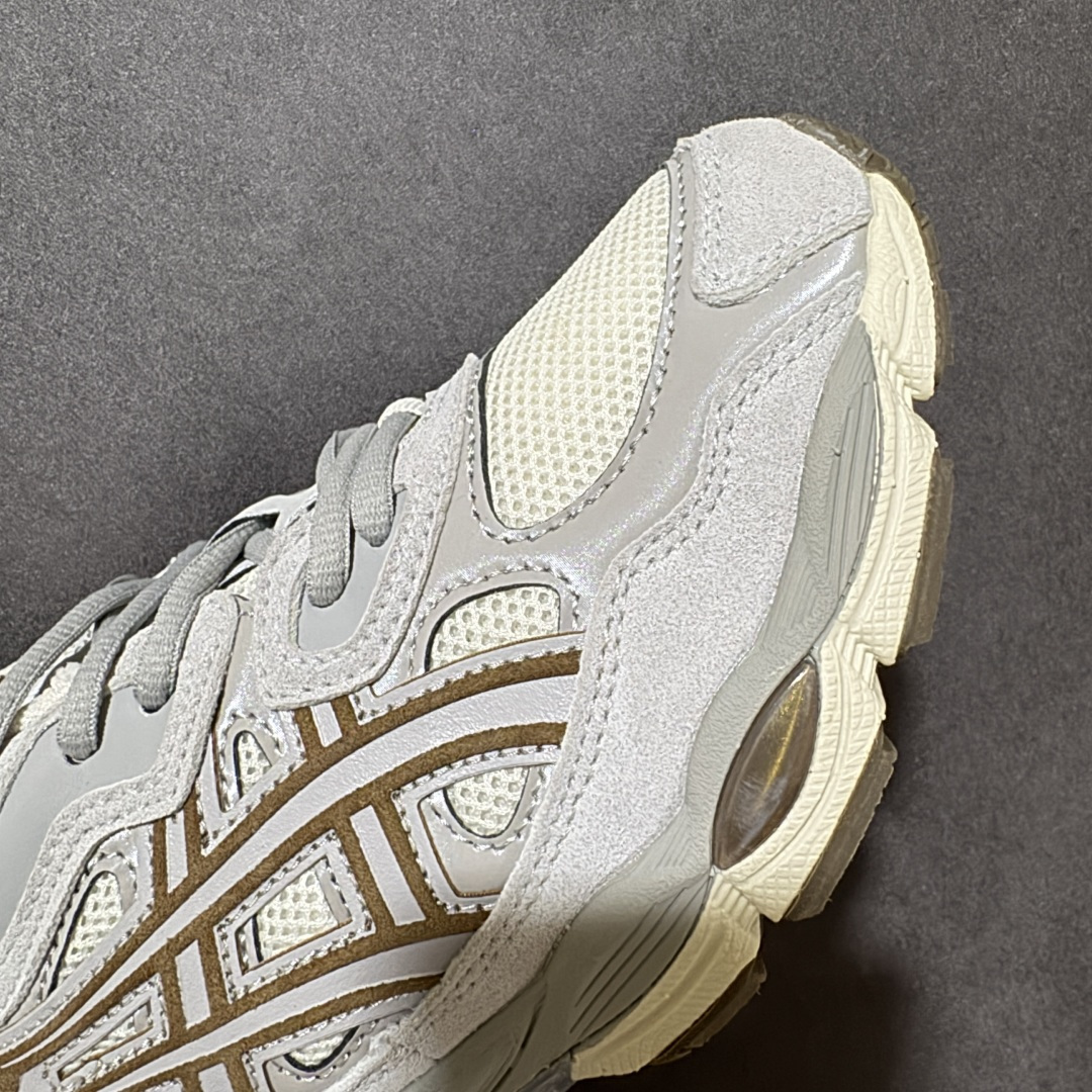 图片[8]-【公司级】Asics Gel-NYC G亚瑟士运动休闲透气专业跑鞋 1203A383-114  #鞋面采用反绒皮与网布拼接 透气舒适兼具休闲时尚 结合简明的配色 展现品牌的传承及引领复古流行的主题 虎爪造型的LOGO  #鞋身稳定包裹系统 支撑鞋身 经典宽大鞋型配备防偏移设计提升包裹性 穿着舒适鞋面透气孔设计 提供透气性  尺码：36 37 37.5 38 39 39.5 40 40.5 41.5 42 42.5 43.5 44 45 46-选品中心