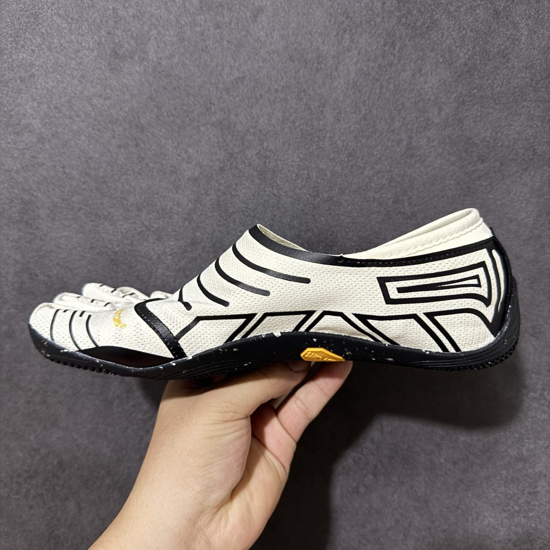 图片[2]-特价【公司级】Vibram GroundSplay 健身赤足深蹲支撑速干运动五指鞋 货号：26M8805 Black Ivory  尺码：35 36 37 38 39 40 41 42 43 44 45 46 47-选品中心