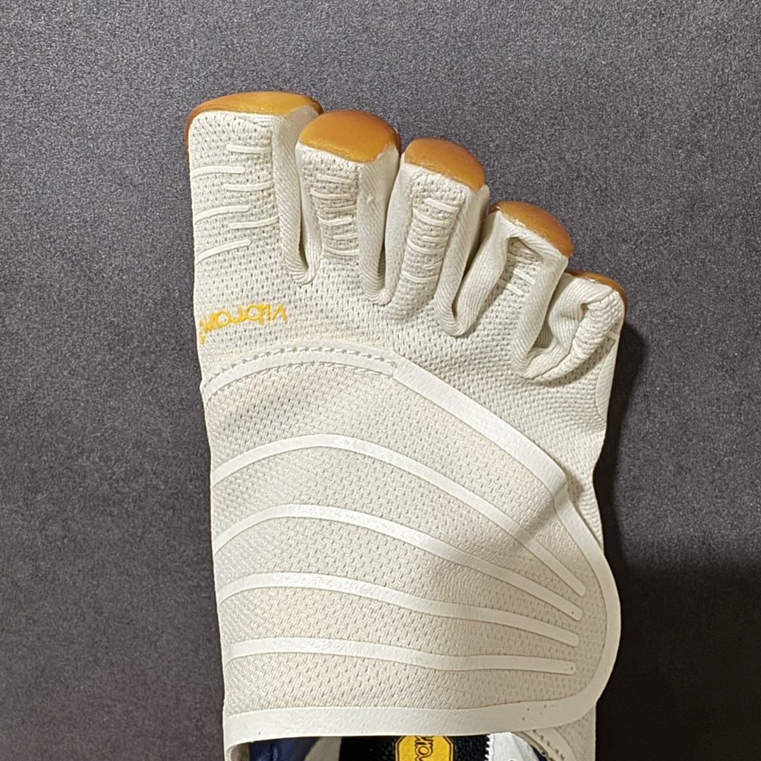 图片[5]-特价【公司级】Vibram GroundSplay 健身赤足深蹲支撑速干运动五指鞋 货号：25M8815  尺码：35 36 37 38 39 40 41 42 43 44 45 46 47-选品中心