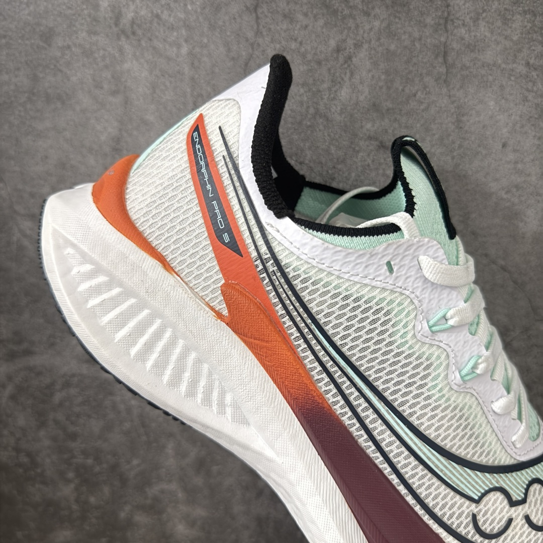 图片[7]-【纯原版】Saucony ENDORPHIN Pro 5 啡鹏 5 尼龙板 百搭舒适 低帮 马拉松训练竞速跑步鞋 索康尼推出的跑鞋是一款外观激进但脚感舒适的跑鞋 采用了全新的中底设计和鞋面工程 保留了软弹脚感和稳定支撑 适合进阶跑者和喜欢软弹脚感的跑者选择 尺码：40-45带半码-选品中心
