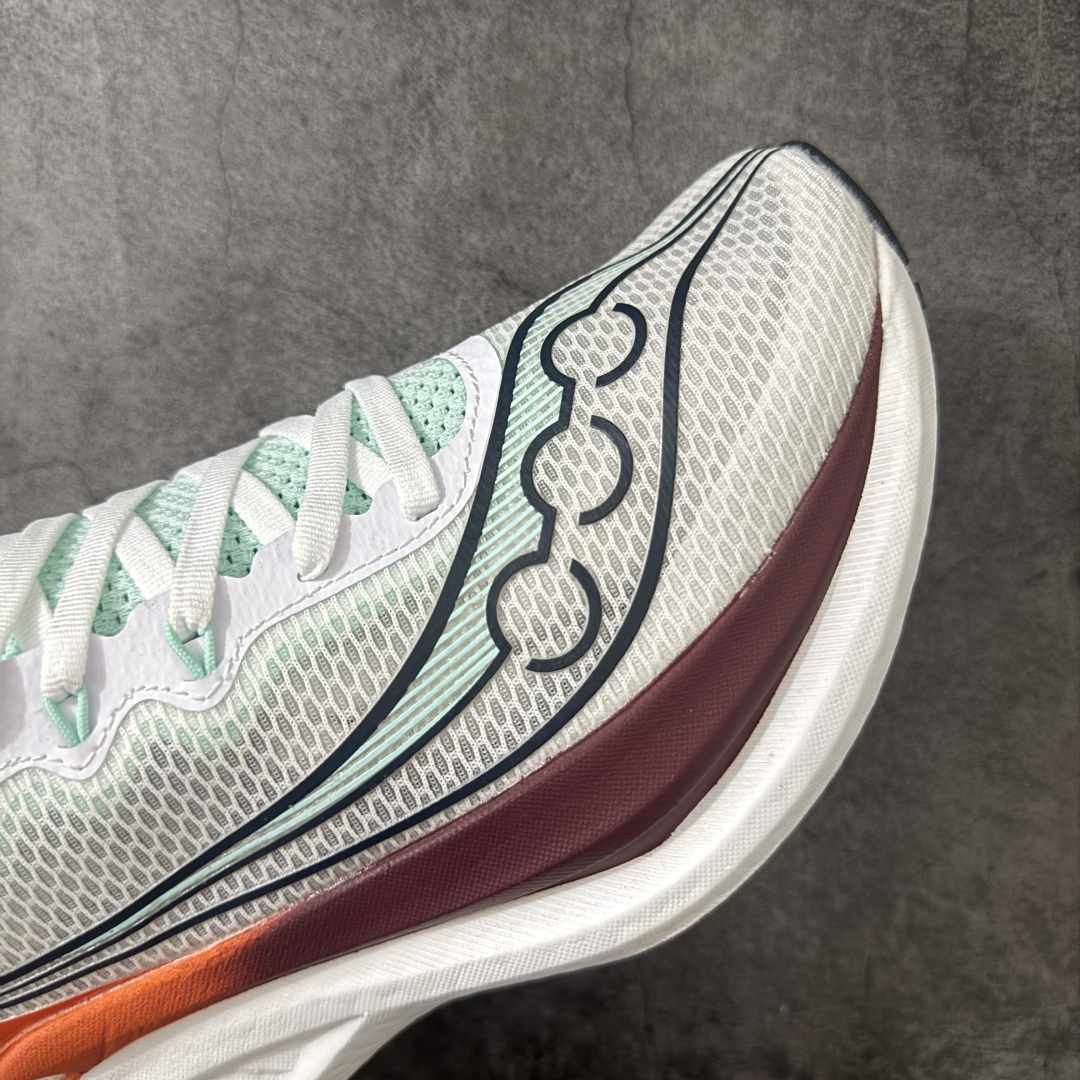 图片[6]-【纯原版】Saucony ENDORPHIN Pro 5 啡鹏 5 尼龙板 百搭舒适 低帮 马拉松训练竞速跑步鞋 索康尼推出的跑鞋是一款外观激进但脚感舒适的跑鞋 采用了全新的中底设计和鞋面工程 保留了软弹脚感和稳定支撑 适合进阶跑者和喜欢软弹脚感的跑者选择 尺码：40-45带半码-选品中心