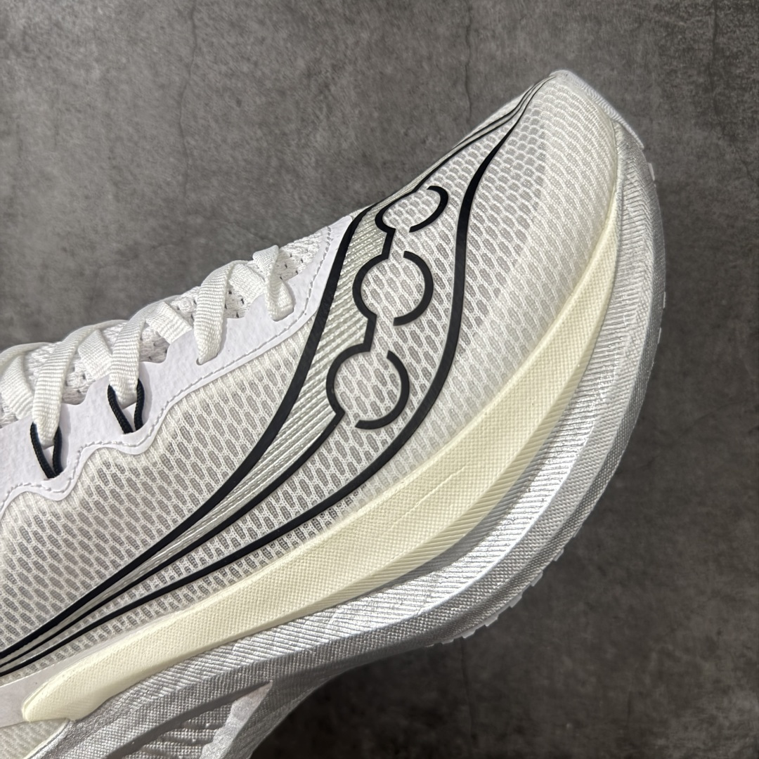 图片[6]-【纯原版】Saucony ENDORPHIN Pro 5 啡鹏 5 尼龙板 百搭舒适 低帮 马拉松训练竞速跑步鞋 索康尼推出的跑鞋是一款外观激进但脚感舒适的跑鞋 采用了全新的中底设计和鞋面工程 保留了软弹脚感和稳定支撑 适合进阶跑者和喜欢软弹脚感的跑者选择 尺码：40-45带半码-选品中心