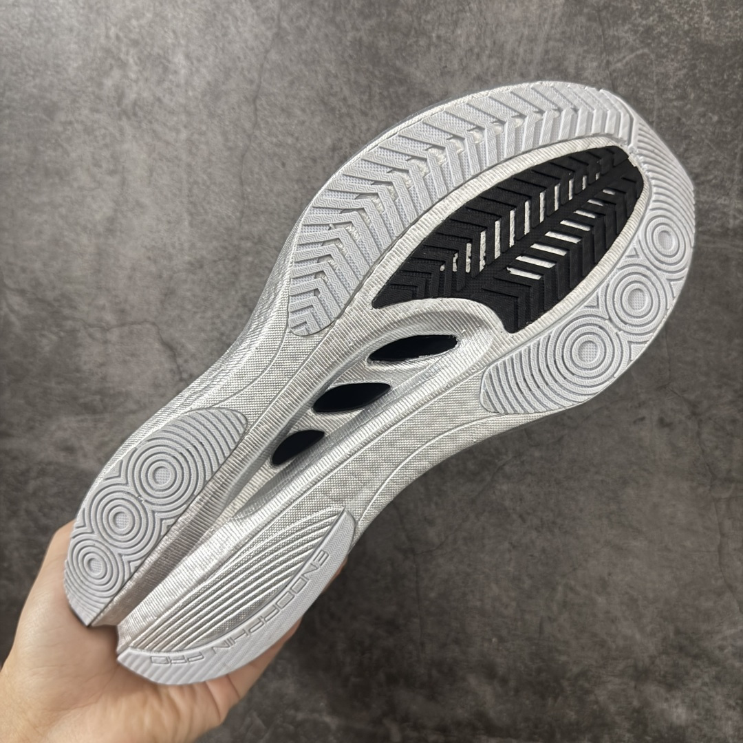 图片[9]-【纯原版】Saucony ENDORPHIN Pro 5 啡鹏 5 尼龙板 百搭舒适 低帮 马拉松训练竞速跑步鞋 索康尼推出的跑鞋是一款外观激进但脚感舒适的跑鞋 采用了全新的中底设计和鞋面工程 保留了软弹脚感和稳定支撑 适合进阶跑者和喜欢软弹脚感的跑者选择 尺码：40-45带半码-选品中心