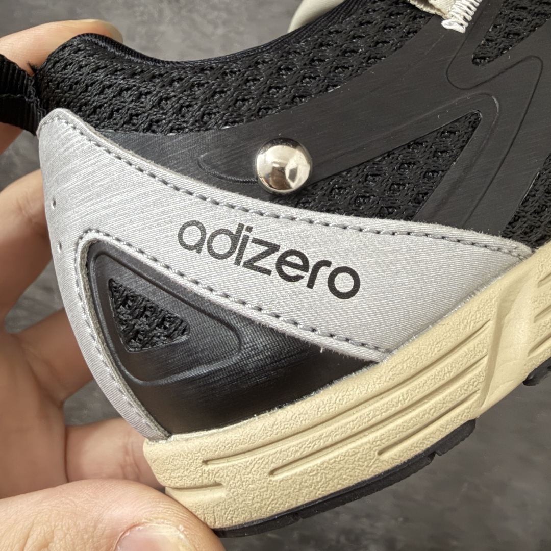 图片[3]-【CS纯原版】原装级别 SONG FOR THE MUTE x AD 阿迪 Adizero PR SFTM-006 联名款低帮休闲鞋 HP3523 1.原鞋原楦头打造完美版型 2.原盒开发 同正品一致立体钢印 区别市面普通印刷 3.鞋垫贴合欧索莱材质 鞋垫面高频立体印刷 鞋垫底同正品一致过胶纹路 4.鞋口材质色系纹路亮度均同正品一致 5.鞋面后套高剥太空革透心灰底，同原鞋一致，区别市面黑底材质。独家原鞋操作，太空革贴合胶膜，使其在前后帮成型的过程中，与鞋面完全贴合，后跟定型完美，区别市面太空革和鞋面直接缝合 6.鞋面网布纹路，网孔，克重，颜色等均按原鞋同步开发，区别市面不正确网孔纹路，不正确颜色 7.市面唯一跟原鞋同步，采用前帮+后帮成型工艺，真正把中底板和鞋面完全贴合，使鞋面和鞋底牢固贴合，不易开胶脱底。区别市面拉帮中底或在拉帮中底上面再简单覆盖中底板，以假充正 8.独家私模 鞋底同原鞋一致，采用MD和RB组合而成。SFTM-006 这款联名跑步鞋，属于薄底跑步鞋，所以MD需要一定的硬度支撑穿着者，才能保证运动的时候脚感舒适。区别市面一体描漆大底，以及把MD打软的错误操作 9.市面唯一跟原鞋同步，采用前帮+后帮成型工艺，真正把中底板和鞋面完全贴合，使鞋面和鞋底牢固贴合，不易开胶脱底。区别市面拉帮中底或在拉帮中底上面再简单覆盖中底板，以假充正 尺码：36 36.5 37 38 38.5 39 40 40.5 41 42 42.5 43 44 44.5 45-选品中心