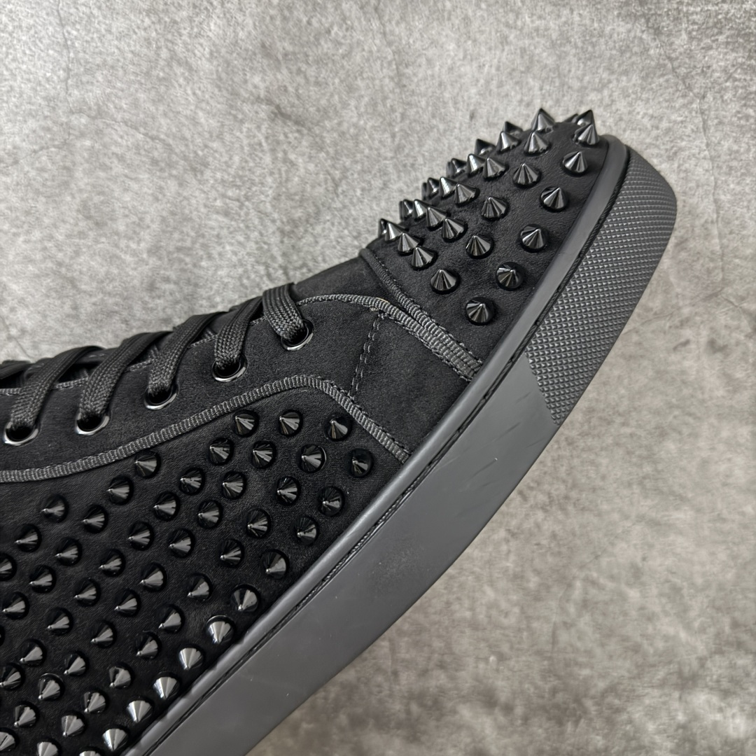 图片[6]-【莞产版本】法国品牌Christian Louboutin CL（路铂廷） 红底鞋 男鞋高帮红底鞋水钻系带运动休闲板鞋 高品质做工 细节完美 面料多材料拼接 镶嵌水钻不易掉钻 水钻装饰点缀 舒适圆头设计不挤脚 手工缝制线牢固不掉底 系带设计 内里二层猪皮 脚感舒适有质感 TPU鞋底 底厚约2.5cm 尺码：39-46-选品中心