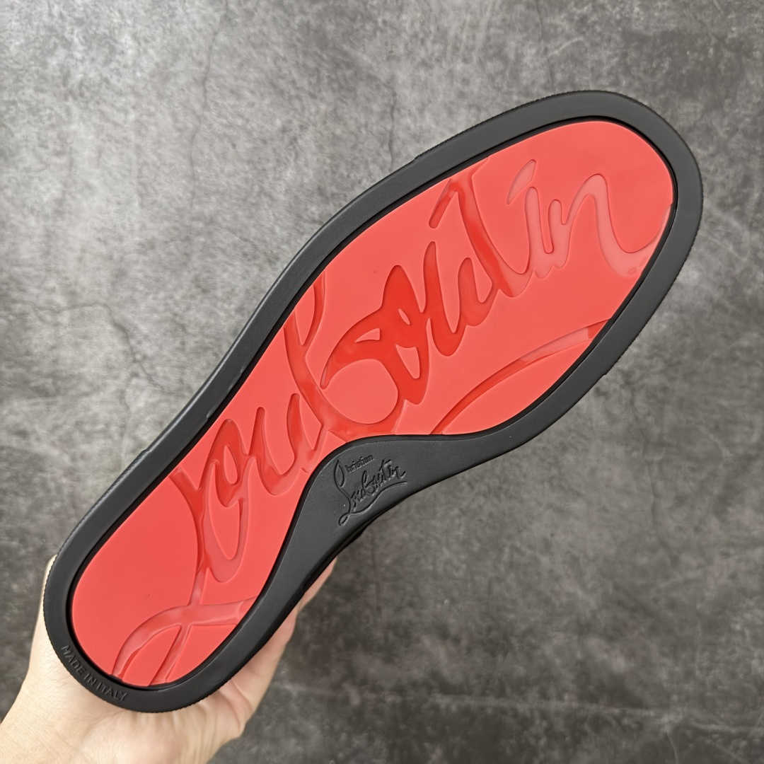 图片[9]-【莞产版本】法国品牌Christian Louboutin CL（路铂廷） 红底鞋 男鞋高帮红底鞋水钻系带运动休闲板鞋 高品质做工 细节完美 面料多材料拼接 镶嵌水钻不易掉钻 水钻装饰点缀 舒适圆头设计不挤脚 手工缝制线牢固不掉底 系带设计 内里二层猪皮 脚感舒适有质感 TPU鞋底 底厚约2.5cm 尺码：39-46-选品中心