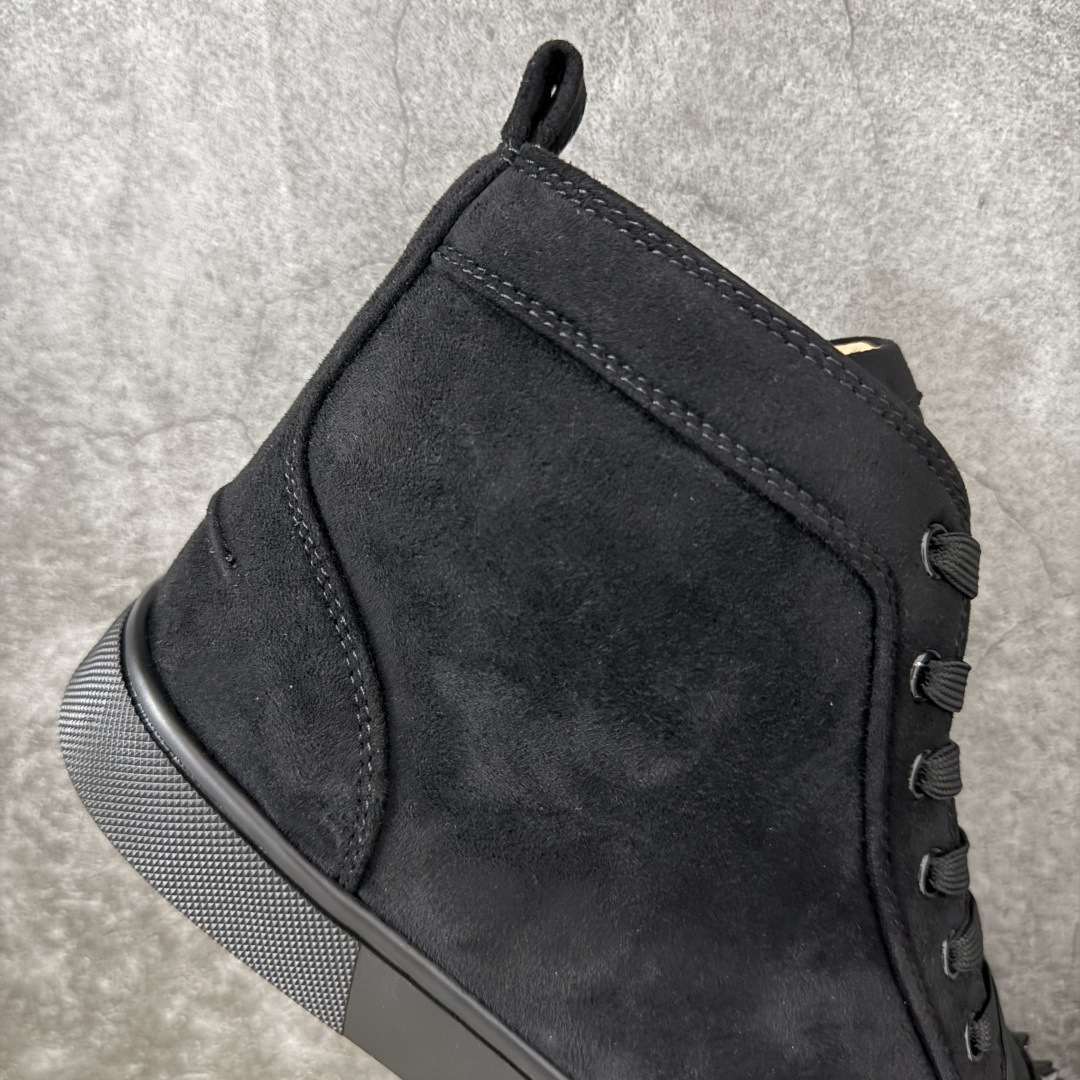 图片[7]-【莞产版本】法国品牌Christian Louboutin CL（路铂廷） 红底鞋 男鞋高帮红底鞋水钻系带运动休闲板鞋 高品质做工 细节完美 面料多材料拼接 镶嵌水钻不易掉钻 水钻装饰点缀 舒适圆头设计不挤脚 手工缝制线牢固不掉底 系带设计 内里二层猪皮 脚感舒适有质感 TPU鞋底 底厚约2.5cm 尺码：39-46-选品中心