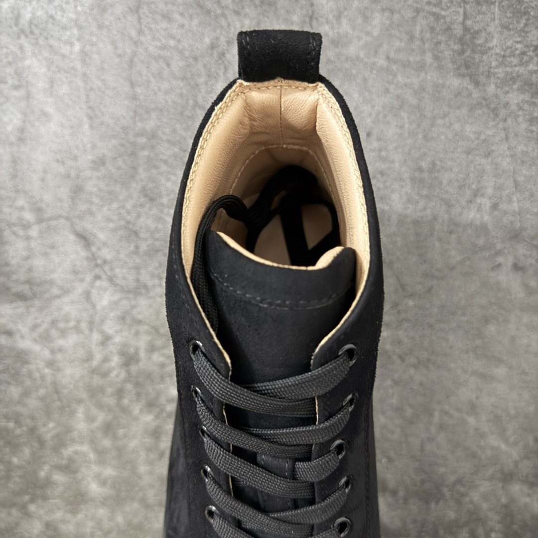 图片[8]-【莞产版本】法国品牌Christian Louboutin CL（路铂廷） 红底鞋 男鞋高帮红底鞋水钻系带运动休闲板鞋 高品质做工 细节完美 面料多材料拼接 镶嵌水钻不易掉钻 水钻装饰点缀 舒适圆头设计不挤脚 手工缝制线牢固不掉底 系带设计 内里二层猪皮 脚感舒适有质感 TPU鞋底 底厚约2.5cm 尺码：39-46-选品中心