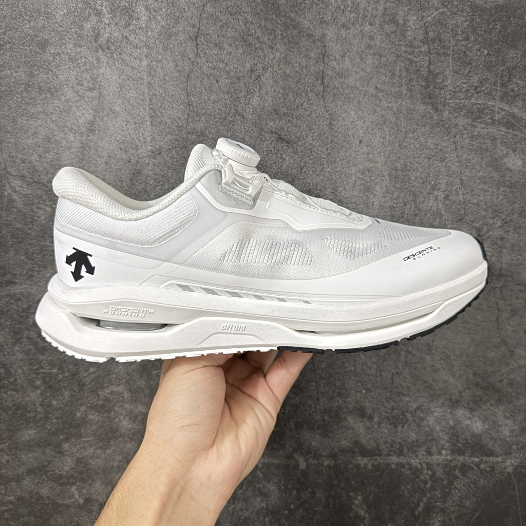 【公司级】迪桑特DESCENTE RUNNING系列 D/F 4.0WIRE 舒适缓震 BOA系带透气支撑回弹跑鞋 迪桑特自主研发D-FLUID应变流科技动态缓震 化学发泡中底配可视窗轻快回弹 灵活化解沖击 运动表现更出色 多角度反光条守护夜跑安全 橡胶纹路外底增强摩擦抓地力强劲 货号：D6331RRN15 尺码：36 36.5 37.5 38 38.5 39 40 40.5 41 42 42.5 43 44 45-选品中心