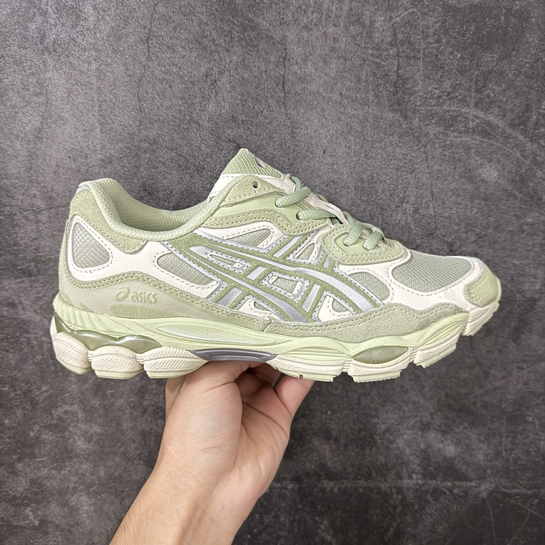 【纯原版】Asics Gel-NYC 亚瑟士 防滑耐磨 休闲运动鞋 采用双层提花网面设计 提高包裹性和透气性 后跟搭载稳定系统科技T-GEL提升整体支撑力和结构感 减少对身体带来的冲击负荷 创新中底至轻回弹 货号： 1203A739-301 尺码： 40-47带半码-选品中心