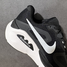 NIKE STRUCTURE PLUS 耐克 舒适减震防滑 低帮跑步鞋 全掌ReactX泡绵中底 前掌和后跟还配备了Ai NIKE STRUCTURE PLUS 耐克 舒适减震防滑 低帮跑步鞋 全掌ReactX泡绵中底 前掌和后跟还配备了Ai