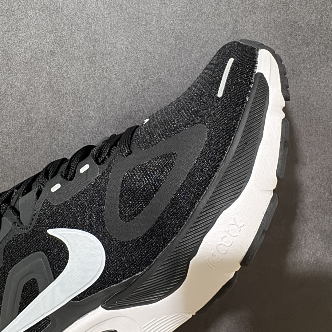 NIKE STRUCTURE PLUS 耐克 舒适减震防滑 低帮跑步鞋 全掌ReactX泡绵中底 前掌和后跟还配备了Ai NIKE STRUCTURE PLUS 耐克 舒适减震防滑 低帮跑步鞋 全掌ReactX泡绵中底 前掌和后跟还配备了Ai