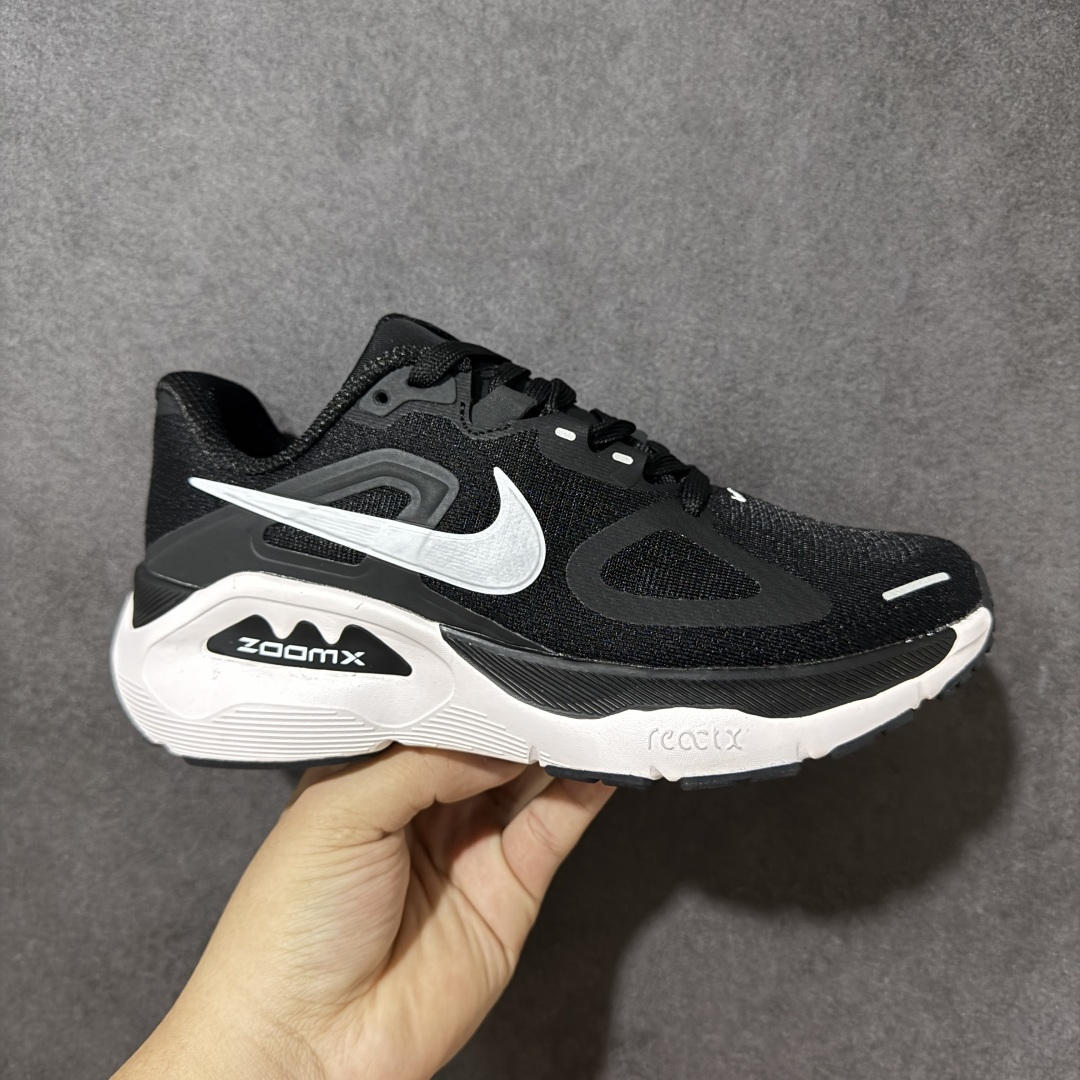 NIKE STRUCTURE PLUS 耐克 舒适减震防滑 低帮跑步鞋 全掌ReactX泡绵中底 前掌和后跟还配备了Ai