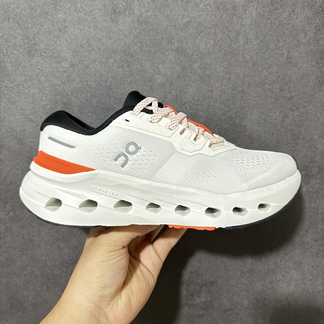 【公司级】On Cloudrunner 3 舒适柔软 休闲 跑步鞋 Cloudrunner3定位日常轻运动鞋,特点为轻盈柔软缓震,适合休闲慢跑与通勤穿着,平衡舒适与灵活支撑。 货号:3WG10050849 尺码:36 36.5 37.5 38 38.5 39 40 40.5 41 42 42.5 43 44 45-选品中心