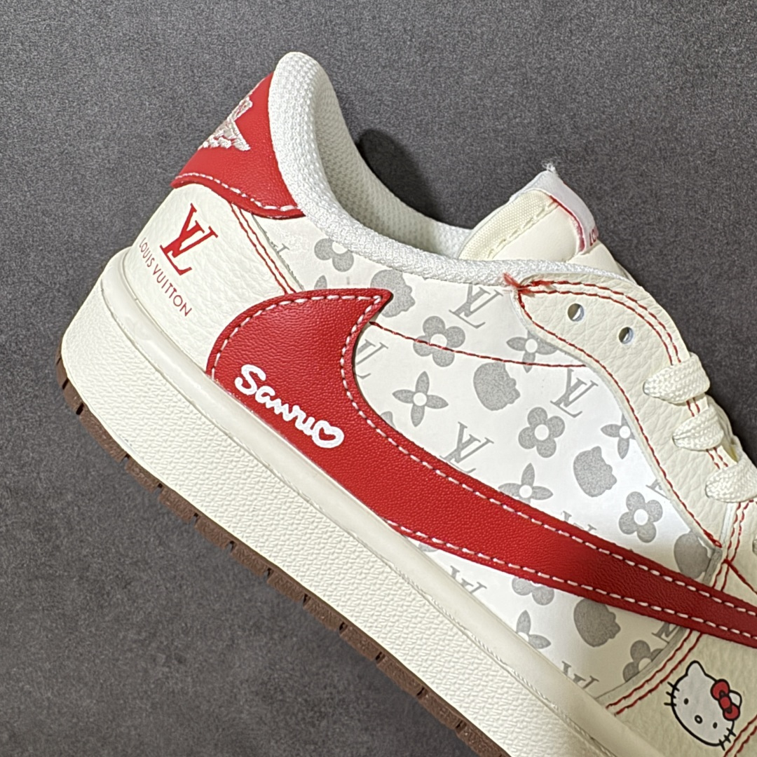 图片[6]-【定制版】”LV x Hello Kitty“ 联名定制款 米白底色撞色红棕，老花暗纹低调显贵气，延续Dunk Low经典低帮轮廓，脚感舒适，适配性广，既能打造街头潮流风，也能搭配休闲日常穿搭。Hello Kitty挂饰+经典鞋型，甜妹与潮人都能驾驭，头层皮质+生胶底，脚感舒适不挑穿搭，无论是约会还是炸街，这双都是回头率爆棚的C位选择！ 货号：HF0591-001 尺码：36-46带半码-选品中心