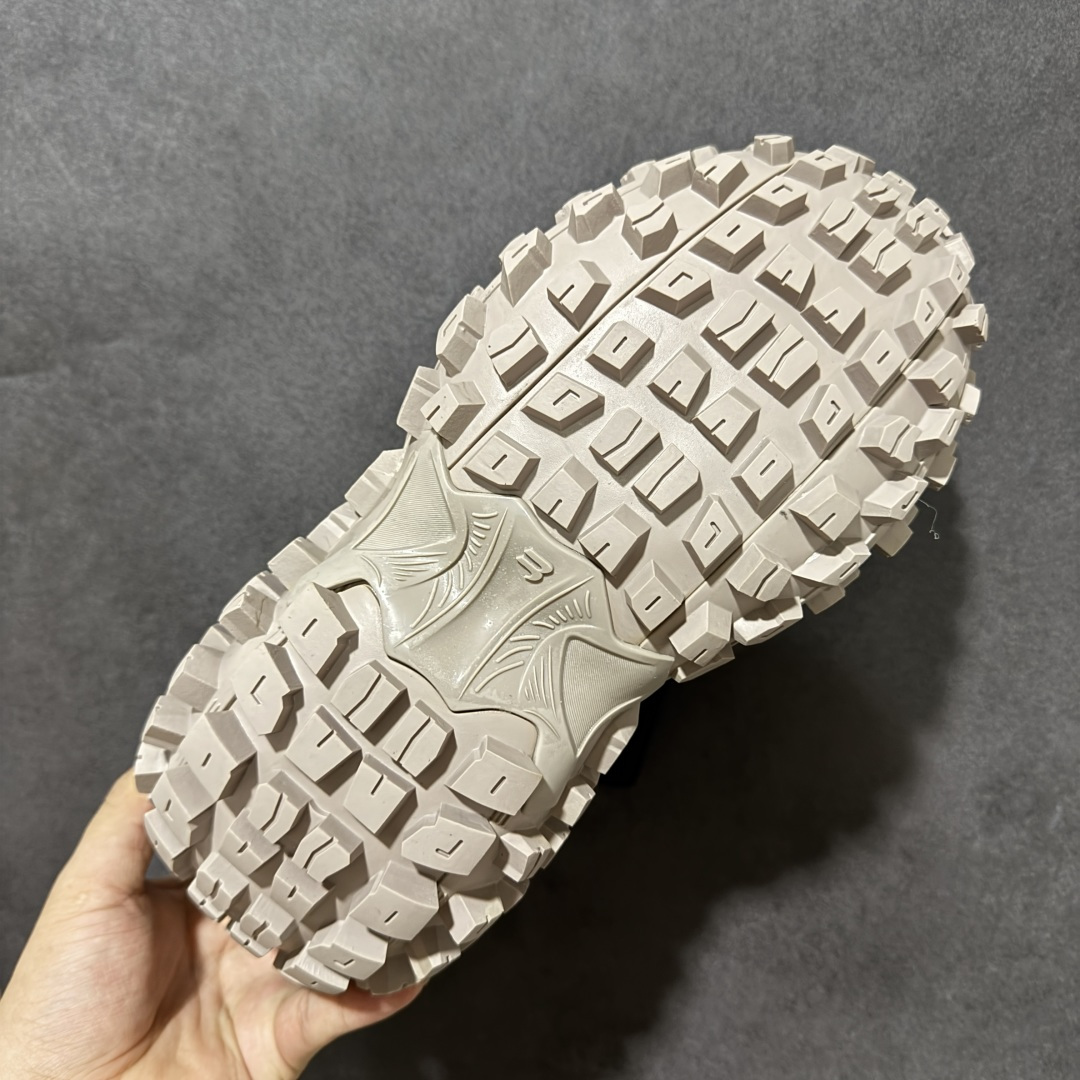 图片[9]-特价【GQ福利】纯原特价 BALENCIAGA Defender Rubber Platform Sneakers 卫士系列低帮坦克履带轮胎型越野户外增高厚底休闲运动慢跑鞋 货号：685611 W2RA6 9897 尺码：35 36 37 38 39 40 41 42 43 44 45 46-选品中心