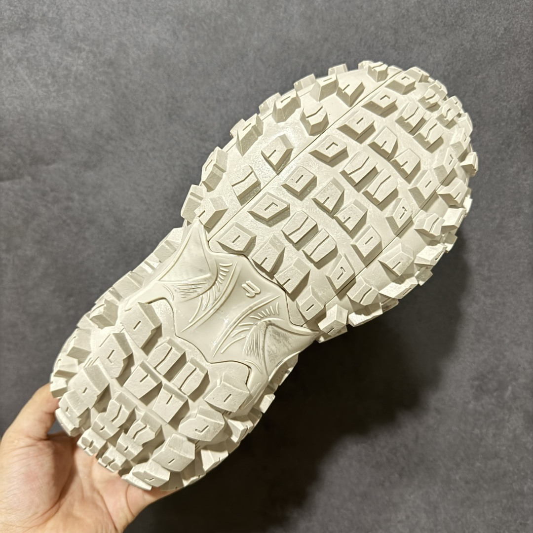 图片[9]-特价【GQ福利】纯原特价 BALENCIAGA Defender Rubber Platform Sneakers 卫士系列低帮坦克履带轮胎型越野户外增高厚底休闲运动慢跑鞋 货号：685611 W2RA6 9700 尺码：35 36 37 38 39 40 41 42 43 44 45 46-选品中心