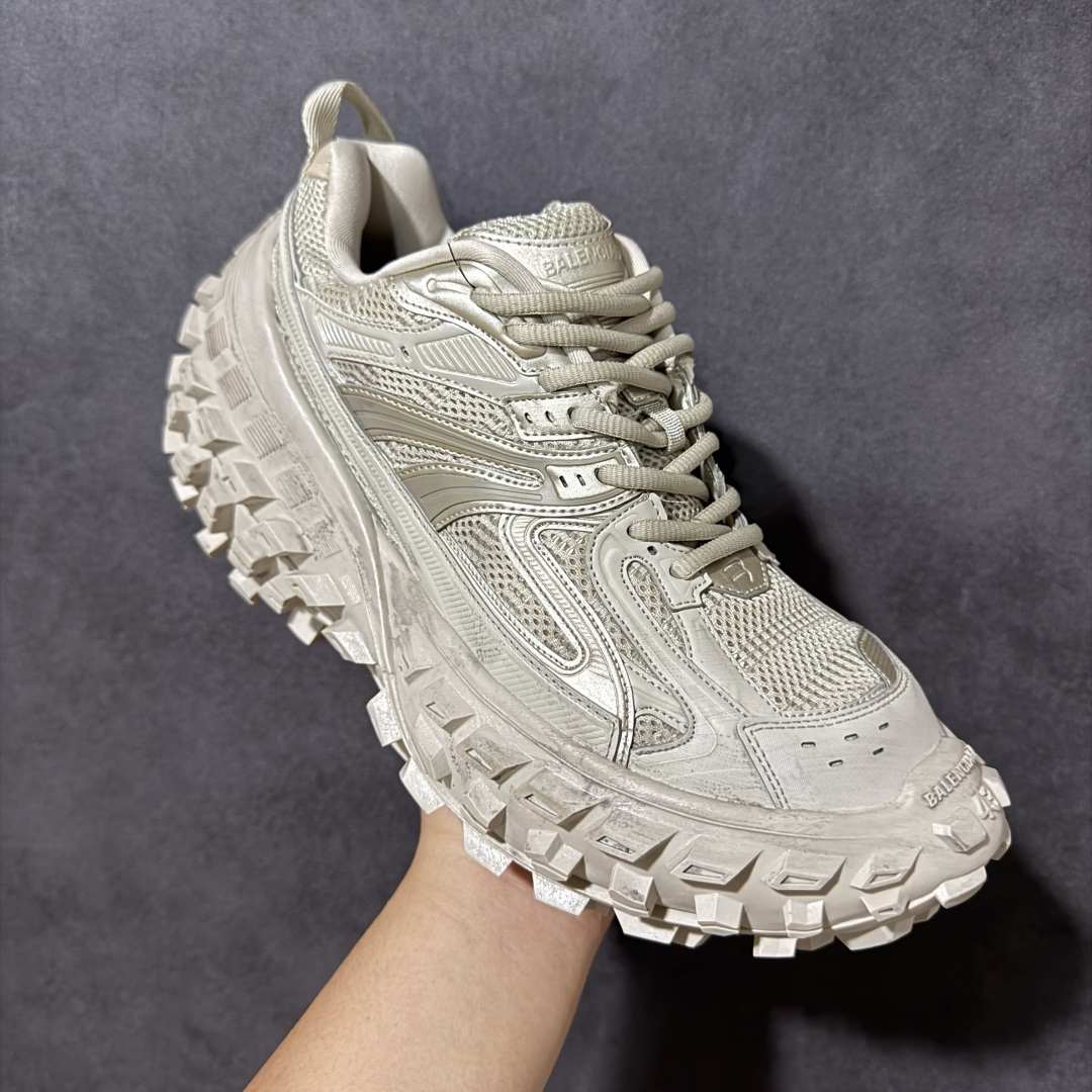 图片[3]-特价【GQ福利】纯原特价 BALENCIAGA Defender Rubber Platform Sneakers 卫士系列低帮坦克履带轮胎型越野户外增高厚底休闲运动慢跑鞋 货号：685611 W2RA6 9700 尺码：35 36 37 38 39 40 41 42 43 44 45 46-选品中心
