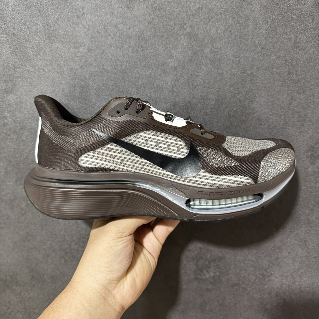 【H11纯原】耐克Air Zoom Pegasus Plus 白黄配色 轻量缓震透气跑鞋 货号：IM2541-200 尺码：36 36.5 37.5 38 38.5 39 40 40.5 41 42 42.5 43 44 45 46 47.5-选品中心