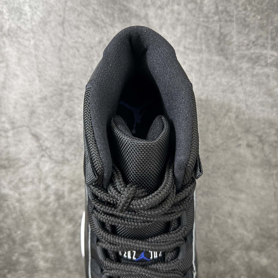 图片[8]-【TK至尊版】Air Jordan 11 2026款复刻AJ11大灌篮 货号：CT8012-900 台湾原厂牛津布，密度紧实，感光度高 领口定型与填充物饱和度完美契合 鞋身主材质均来自三本久sadisa 俗称原厂皮料 鞋身全电脑针车，针距固定，间距平行，转弯自然 蓝色电绣飞人LOGO，饱满自然 冰蓝水晶大底，色泽鲜艳，透光度高 台湾原产碳板 盒标立体标，内置感应芯片 目前市场首个纯原版本 市场第一梯队品质 尺码：40 40.5 41 42 42.5 43 44 44.5 45 45.5 46 47.5-选品中心