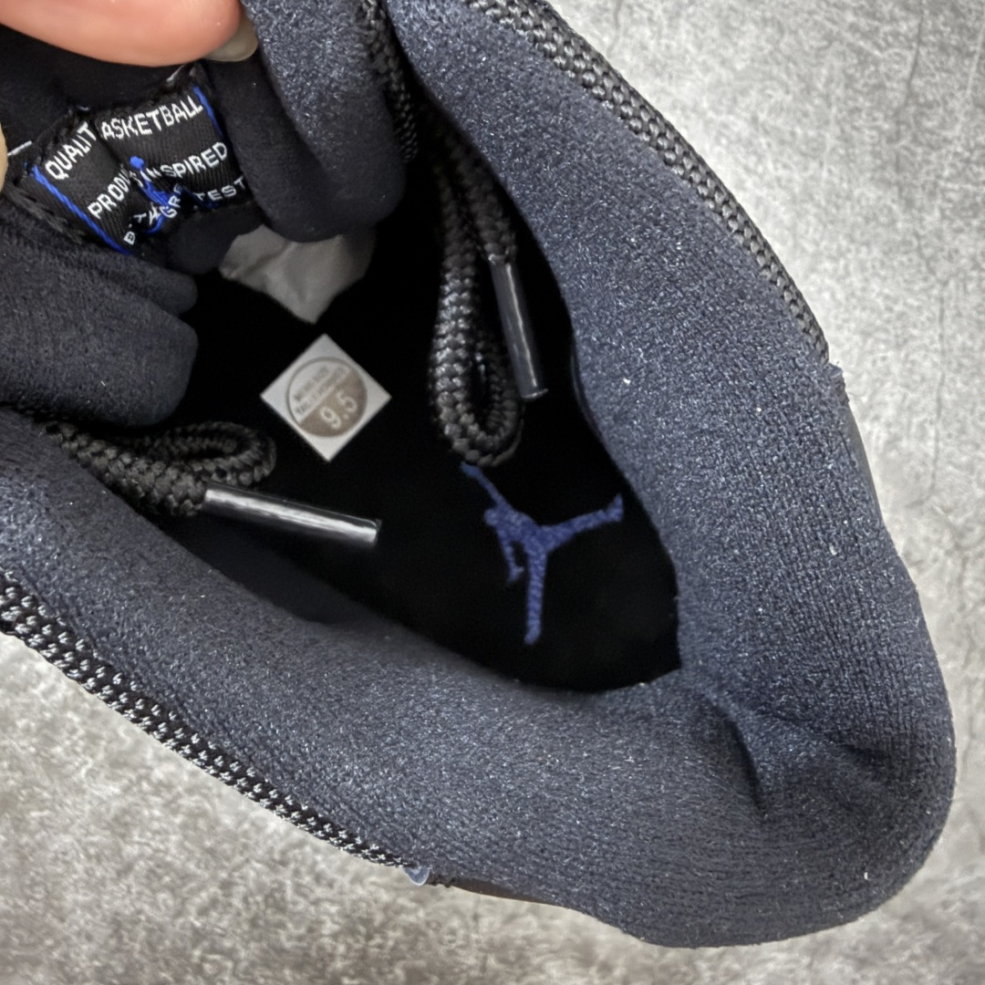 图片[9]-【TK至尊版】Air Jordan 11 2026款复刻AJ11大灌篮 货号：CT8012-900 台湾原厂牛津布，密度紧实，感光度高 领口定型与填充物饱和度完美契合 鞋身主材质均来自三本久sadisa 俗称原厂皮料 鞋身全电脑针车，针距固定，间距平行，转弯自然 蓝色电绣飞人LOGO，饱满自然 冰蓝水晶大底，色泽鲜艳，透光度高 台湾原产碳板 盒标立体标，内置感应芯片 目前市场首个纯原版本 市场第一梯队品质 尺码：40 40.5 41 42 42.5 43 44 44.5 45 45.5 46 47.5-选品中心