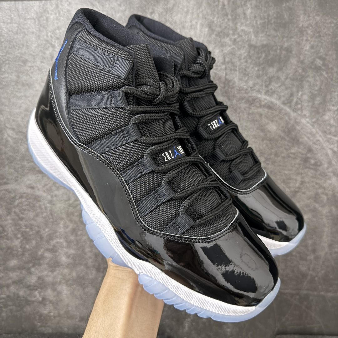 【TK至尊版】Air Jordan 11 2026款复刻AJ11大灌篮 货号：CT8012-900 台湾原厂牛津布，密度紧实，感光度高 领口定型与填充物饱和度完美契合 鞋身主材质均来自三本久sadisa 俗称原厂皮料 鞋身全电脑针车，针距固定，间距平行，转弯自然 蓝色电绣飞人LOGO，饱满自然 冰蓝水晶大底，色泽鲜艳，透光度高 台湾原产碳板 盒标立体标，内置感应芯片 目前市场首个纯原版本 市场第一梯队品质 尺码：40 40.5 41 42 42.5 43 44 44.5 45 45.5 46 47.5-选品中心