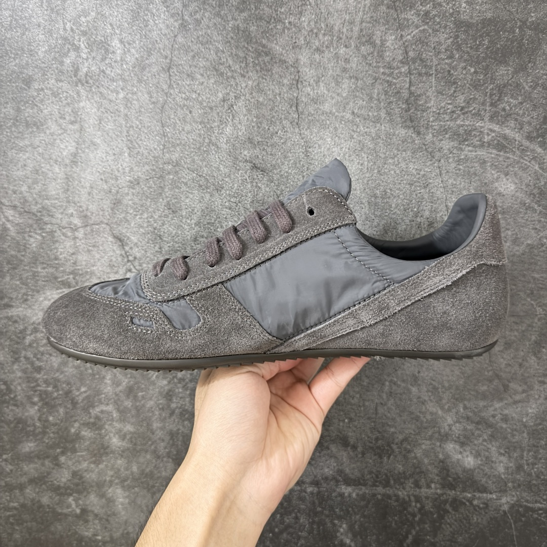 图片[2]-【莞产G版】瑞克·欧文斯Rick Owens Concordians Minimal Sneaker RO 康科迪亚低帮系列高街经典薄底风休闲运动鞋 男女鞋广东原产,配置硬实飞机翻盖礼盒(附赠棉布托购物袋一个!!)#升级原楦原纸版开发版型#采用软质纤维革组合细腻头层小牛皮革鞋面材质#全新数据开发奶香型TPU锯齿纹耐磨橡胶鞋底❗ 尺码：36-46-选品中心