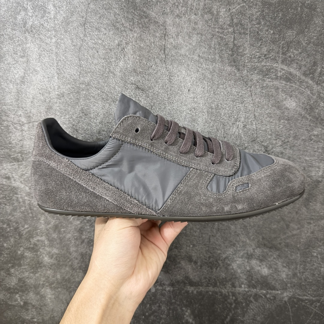 【莞产G版】瑞克·欧文斯Rick Owens Concordians Minimal Sneaker RO 康科迪亚低帮系列高街经典薄底风休闲运动鞋 男女鞋广东原产,配置硬实飞机翻盖礼盒(附赠棉布托购物袋一个!!)#升级原楦原纸版开发版型#采用软质纤维革组合细腻头层小牛皮革鞋面材质#全新数据开发奶香型TPU锯齿纹耐磨橡胶鞋底❗ 尺码：36-46-选品中心