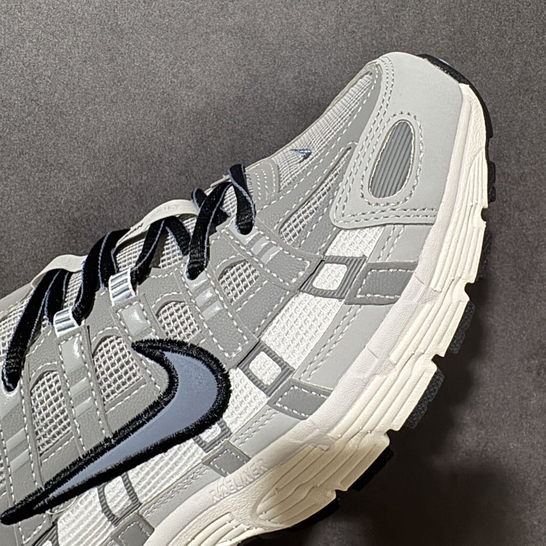 图片[8]-【公司级】耐克(NIKE)男女子休闲运动鞋 P-6000 Premium 轻便舒适透气防滑缓震耐磨跑步鞋。 P-6000 是一款植根于 2000 年代风格的混合款式，让人想起去年再次流行的 Zoom Vomero 5。采用透气网眼布搭配皮革和合成材质覆面，再现 21 世纪早期鞋款外观。活力配色打造时尚外观和运动美学，结合泡棉缓震配置，缔造非凡舒适的日常穿着体验。皮革、织物与合成材质组合鞋面，打造舒适支撑效果。沿袭 Nike Pegasus 25 和 Nike Pegasus 2006 的复古设计风格，泡棉中底，轻盈缓震，缓震鞋垫，带来舒适的足底体验，橡胶外底，铸就非凡抓地力。 货号：IR5279-003 尺码： 36 36.5 37.5 38 38.5 39 40 40.5 41 42 42.5 43 44 45 46-选品中心